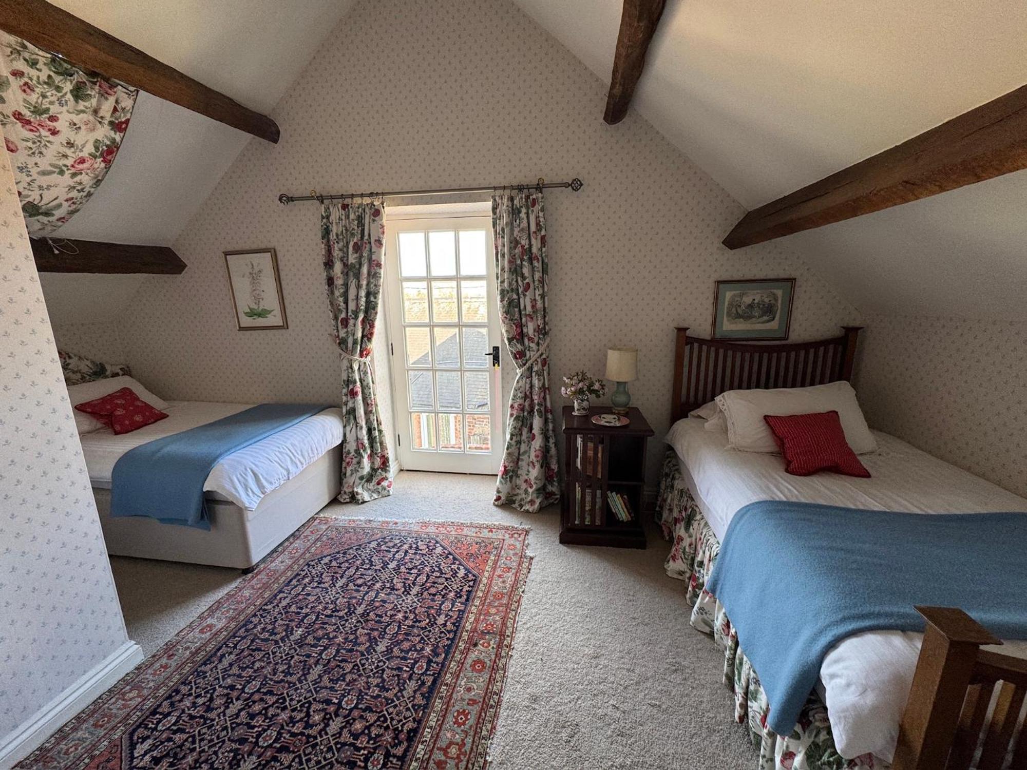 Cottage Barn Conversion On Working Farm Вустер Экстерьер фото